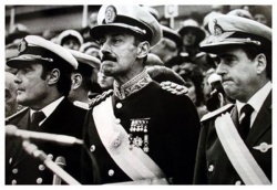 Massera, Videla y Agosti, la "primera" junta militar del proceso.