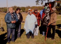 Habla Acebal. Escuchan: Reyes Le?n, Guarumba e integrantes de Punta Querand? (Tigre)