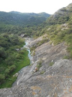 El mismo río cantor, ahora visto y escuchado desde las alturas del paraje "El silencio", lugar hacia el que solía dirigirse don Ata cuando sentía que un nuevo poema de alabanza para nuestra tierra querida estaba dando vueltas en su pecho precisando una música...