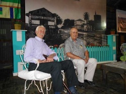 Próceres: Juan Luis Bojanich y Armando Ferreira.