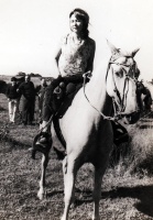 La visión de la pampa desde arriba del caballo también estaba incluída en sus interpretaciones.